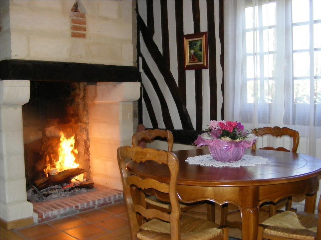 B&B Devalpierre Adult Only Glanville Екстериор снимка
