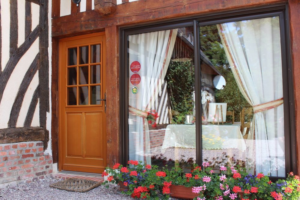 B&B Devalpierre Adult Only Glanville Екстериор снимка