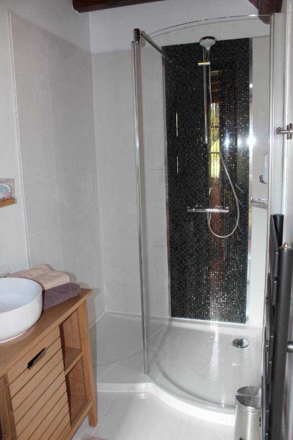 B&B Devalpierre Adult Only Glanville Екстериор снимка